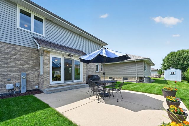 10841 Long Avenue, Oak Lawn, IL 60453