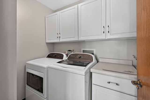 10841 Long Avenue, Oak Lawn, IL 60453
