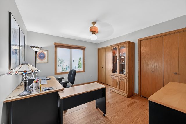 10841 Long Avenue, Oak Lawn, IL 60453