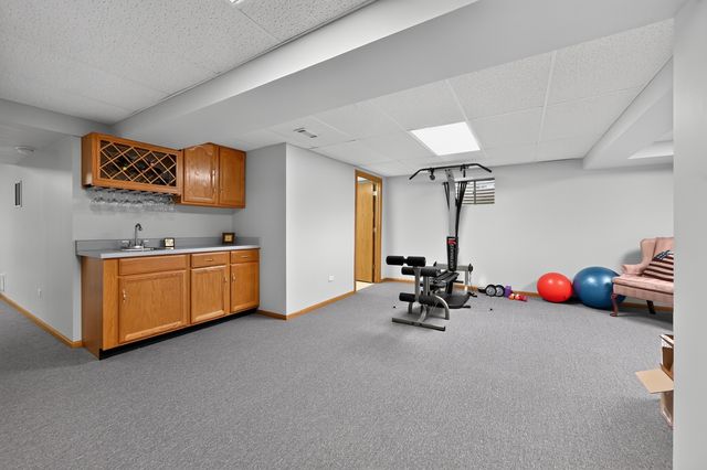 10841 Long Avenue, Oak Lawn, IL 60453
