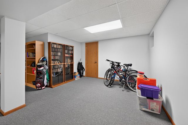 10841 Long Avenue, Oak Lawn, IL 60453