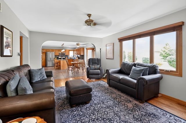 10841 Long Avenue, Oak Lawn, IL 60453