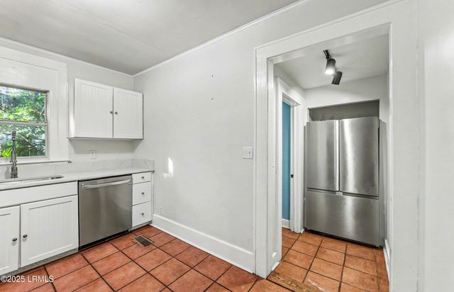 2301 Hermitage Road, Beaufort, SC 29902