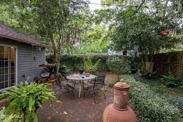 2301 Hermitage Road, Beaufort, SC 29902