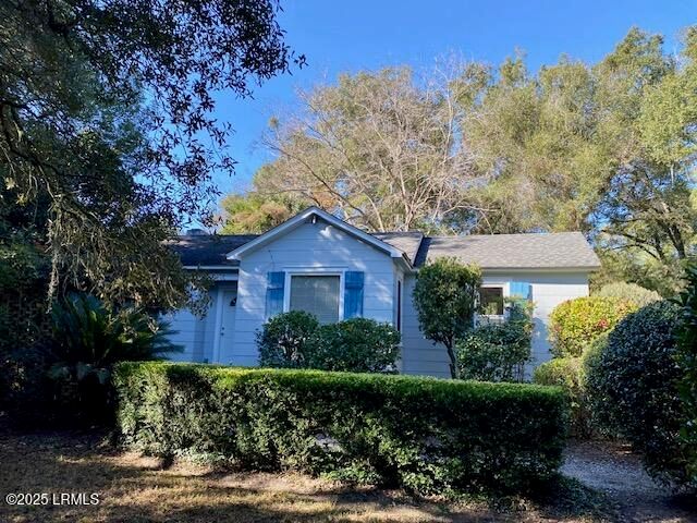2301 Hermitage Road, Beaufort, SC 29902
