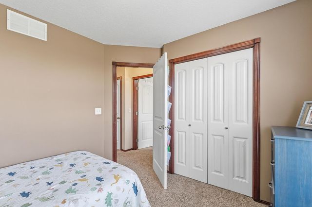 2637 E Keys Ct, Derby, KS 67037