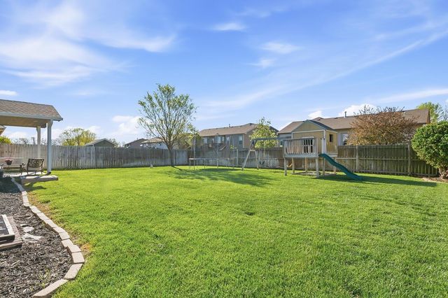 2637 E Keys Ct, Derby, KS 67037