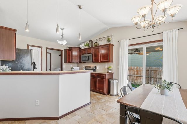 2637 E Keys Ct, Derby, KS 67037