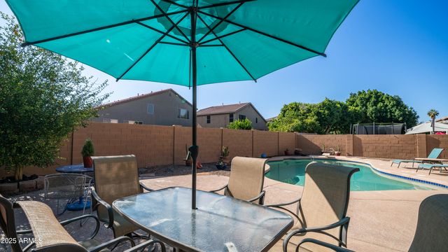 757 W CAROB Way, Chandler, AZ 85248