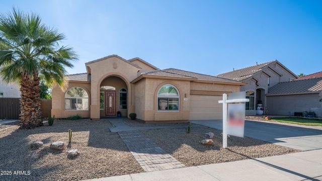 757 W CAROB Way, Chandler, AZ 85248