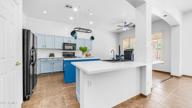 757 W CAROB Way, Chandler, AZ 85248