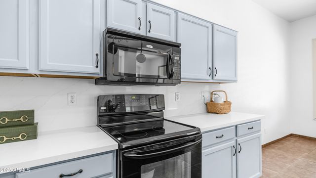 757 W CAROB Way, Chandler, AZ 85248