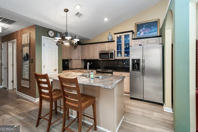 115 Courtyard Lane, Newnan, GA 30265