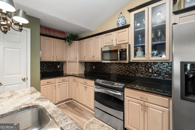 115 Courtyard Lane, Newnan, GA 30265