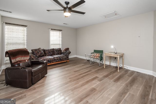 115 Courtyard Lane, Newnan, GA 30265