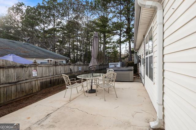 115 Courtyard Lane, Newnan, GA 30265