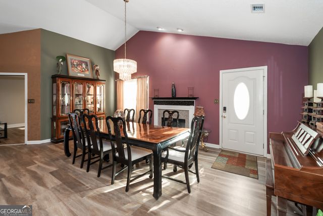 115 Courtyard Lane, Newnan, GA 30265