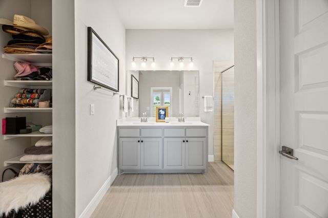 2102 Clear Water Way, Royse City, TX 75189