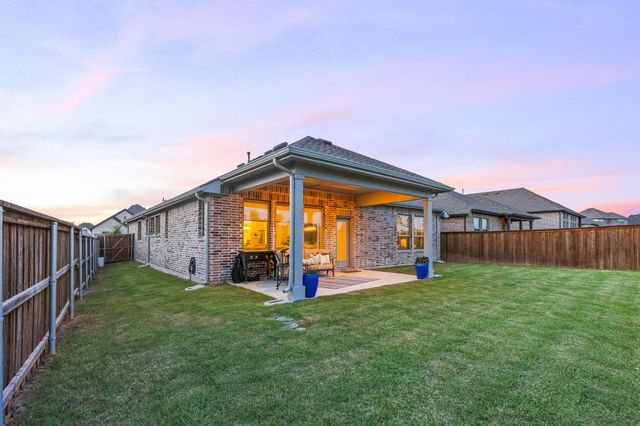 2102 Clear Water Way, Royse City, TX 75189