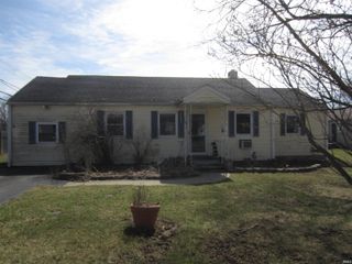 605 Buckingham Drive, Marion, IN 46952