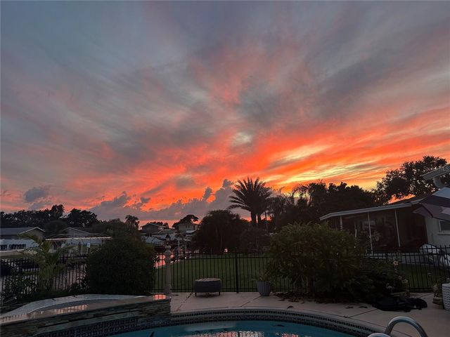 8450 FLAGSTONE DRIVE, Tampa, FL 33615