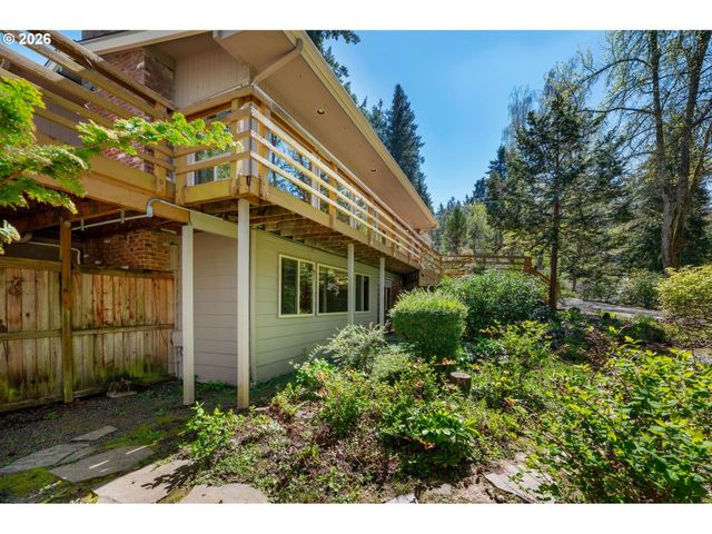 2591 GREENTREE Rd, Lake Oswego, OR 97034