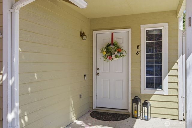 88 NW Lopez Lane, Bremerton, WA 98311
