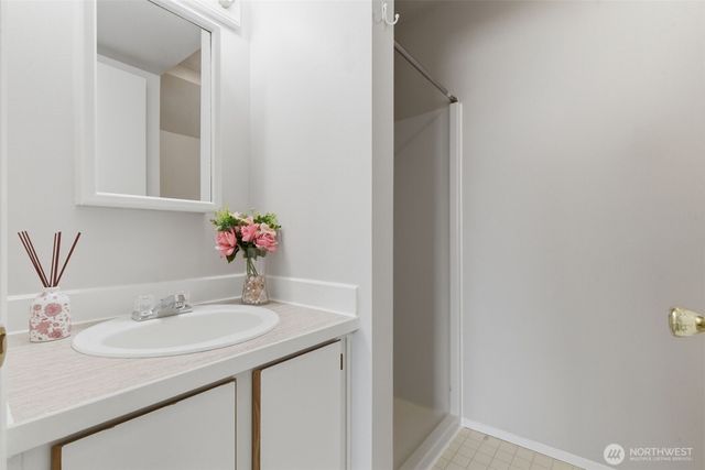 88 NW Lopez Lane, Bremerton, WA 98311