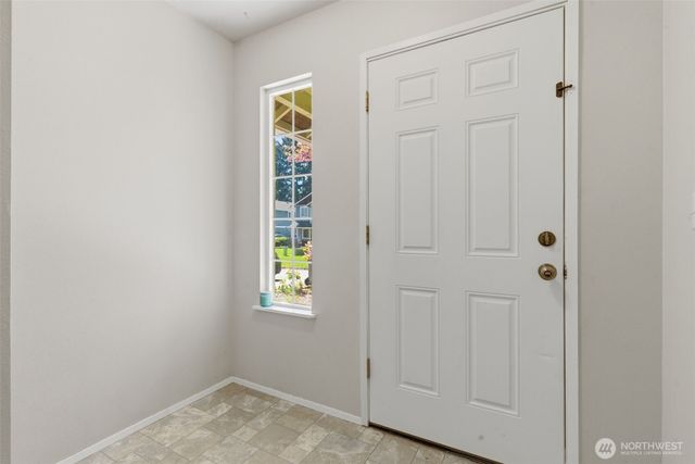 88 NW Lopez Lane, Bremerton, WA 98311