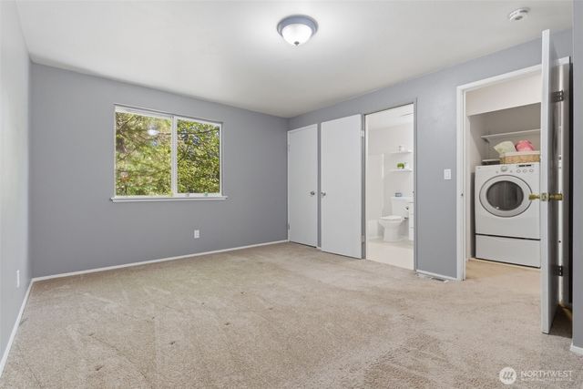88 NW Lopez Lane, Bremerton, WA 98311
