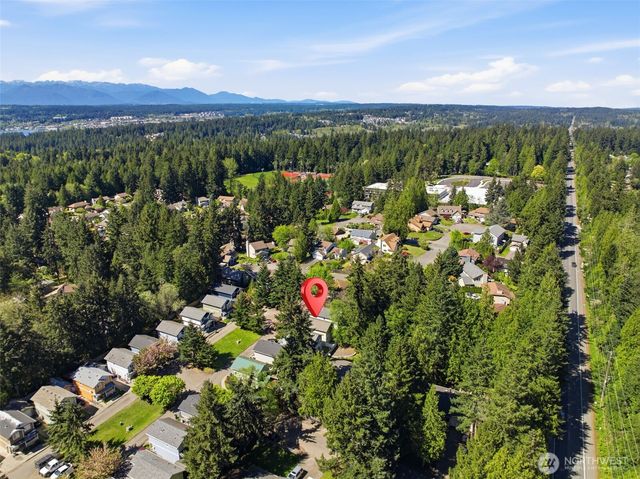 88 NW Lopez Lane, Bremerton, WA 98311