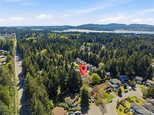 88 NW Lopez Lane, Bremerton, WA 98311
