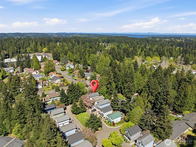 88 NW Lopez Lane, Bremerton, WA 98311