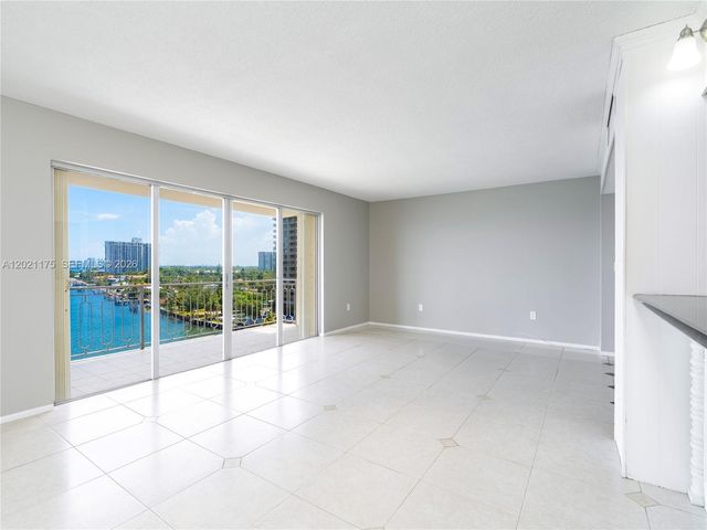 11111 Biscayne Blvd 912, Miami, FL 33181