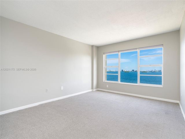 11111 Biscayne Blvd 912, Miami, FL 33181