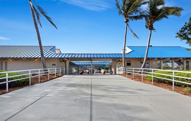 800 S BLVD OF THE PRESIDENTS 19, Sarasota, FL 34236