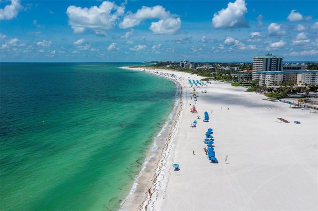 800 S BLVD OF THE PRESIDENTS 19, Sarasota, FL 34236