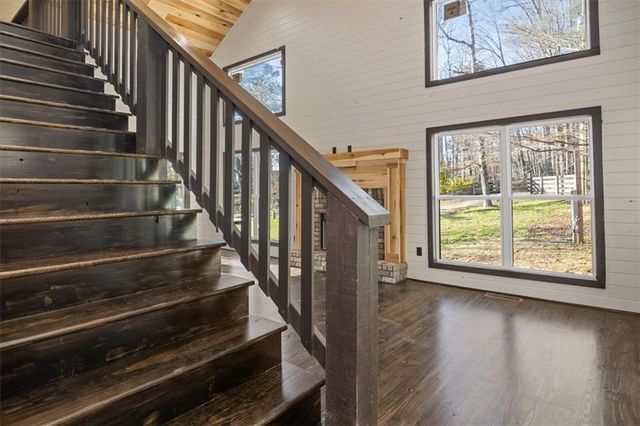 579 Twin Mountain Lake Circle, Talking Rock, GA 30175