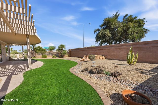 15303 W Gunsight Drive, Sun City West, AZ 85375