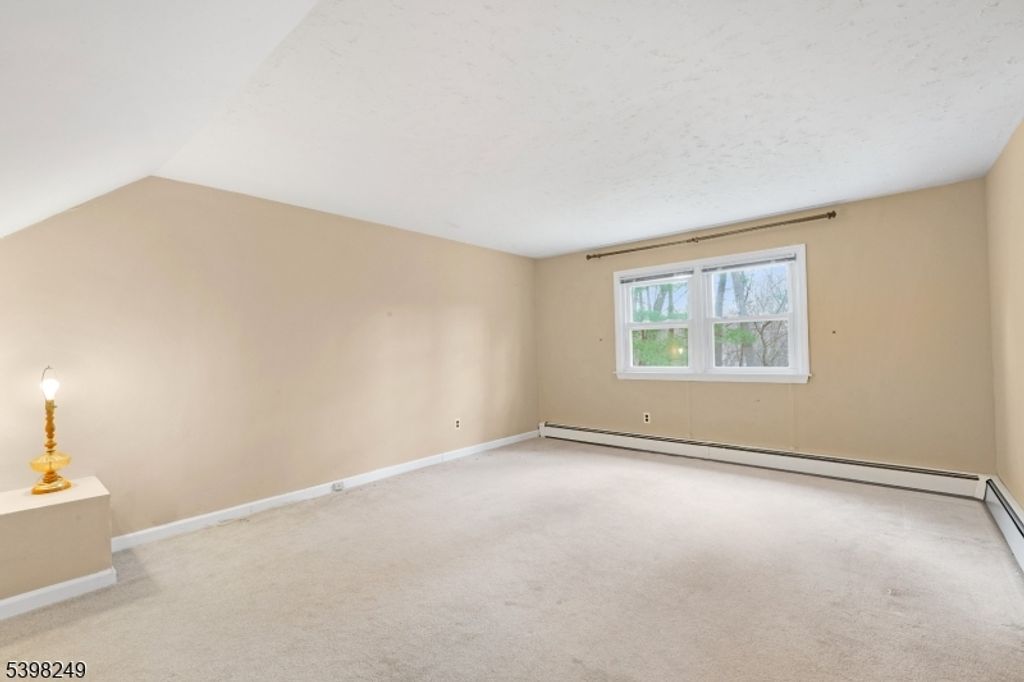 Image 17 of property listing at 45 MEMORY LANE, Denville Twp., NJ 07834