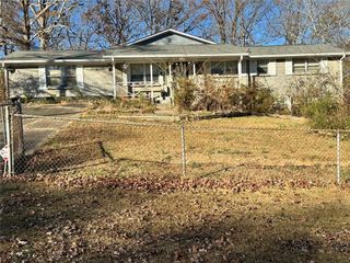 5886 S Bear Drive, Douglasville, GA 30135