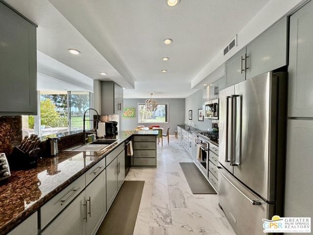 515 Desert Lakes Drive, Palm Springs, CA 92264