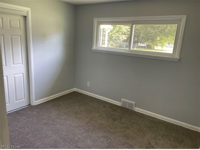 3364 Glen Oaks Drive, Youngstown, OH 44511