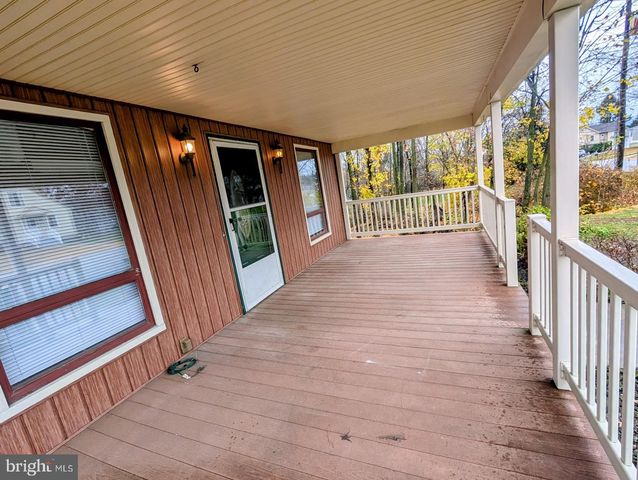 5905 LARUE ST, Harrisburg, PA 17112