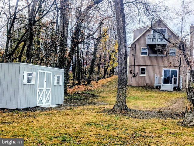 5905 LARUE ST, Harrisburg, PA 17112