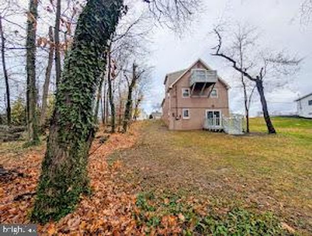 5905 LARUE ST, Harrisburg, PA 17112