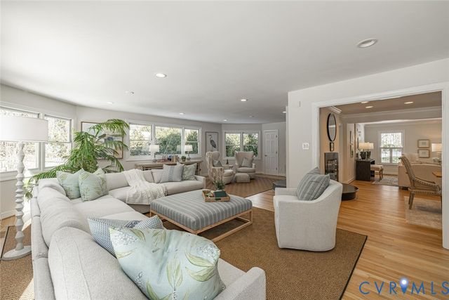 302 Grande Ct, Henrico, VA 23229