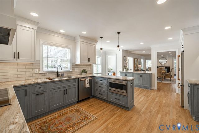 302 Grande Ct, Henrico, VA 23229