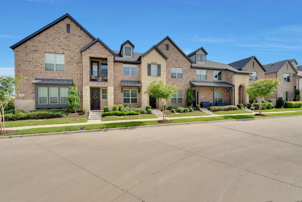 1209 Casselberry Drive, Flower Mound, TX 75028