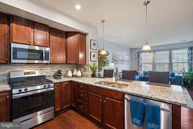 3624 BRIARWOOD DR, Dumfries, VA 22026